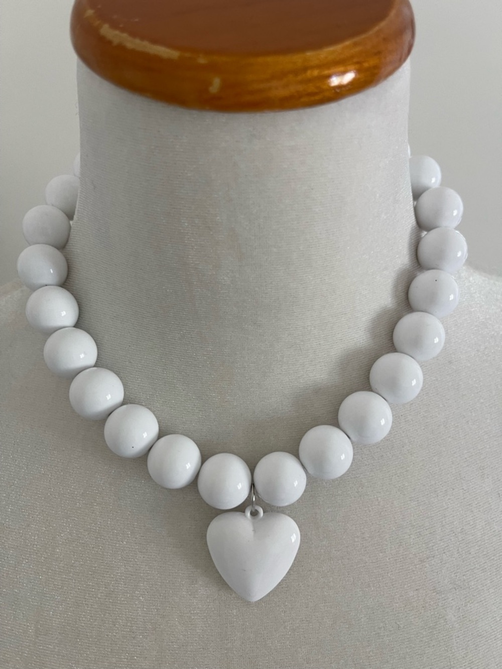 White Heart Beaded Necklace - Women Jewelry